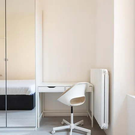 Bramante24 Bilocale In Sarpi Lejlighed Milano